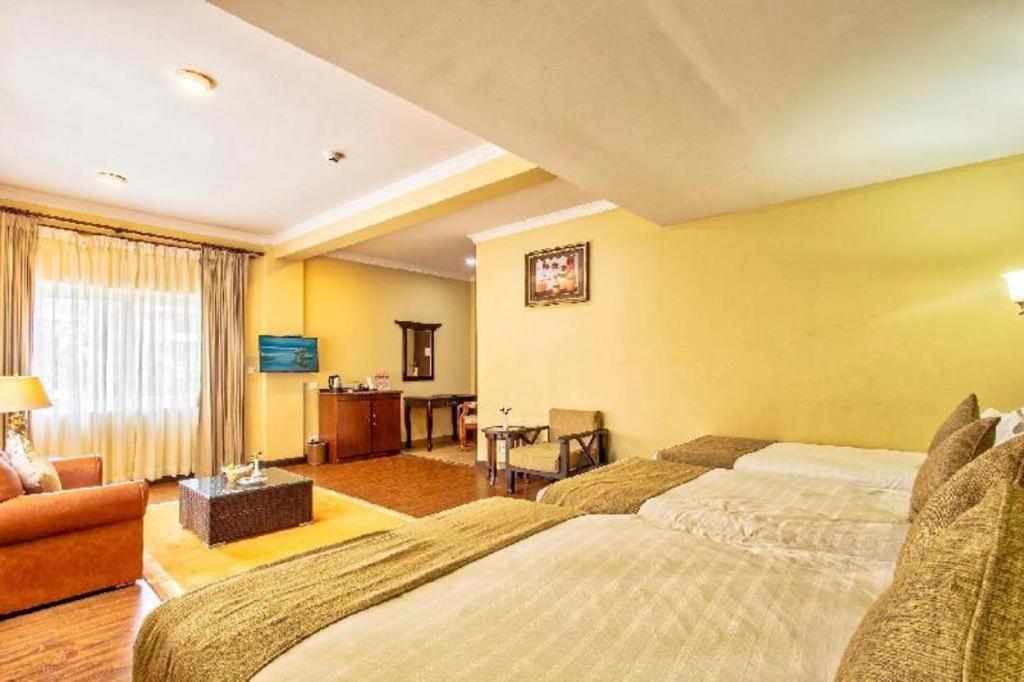 Da Yatra Courtyard Hotel & Resort Pokhara Exterior foto