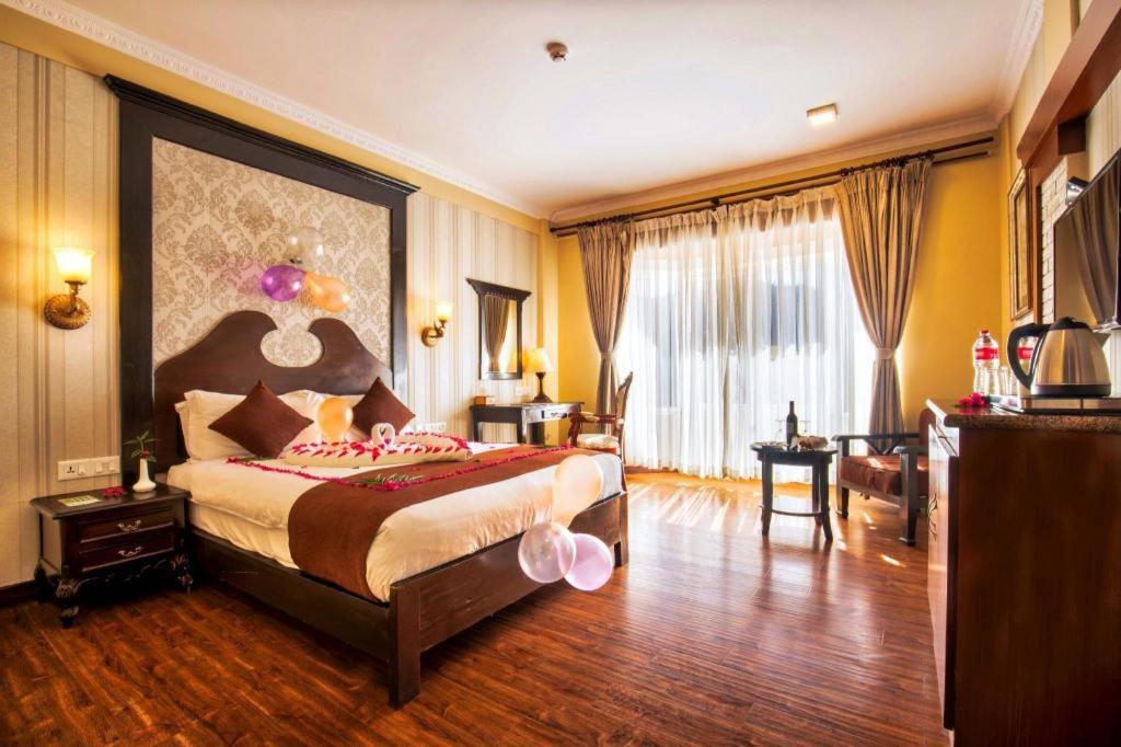 Da Yatra Courtyard Hotel & Resort Pokhara Exterior foto